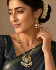 Vamika Dual Tone Stone Necklace Set